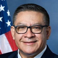 Salud Carbajal